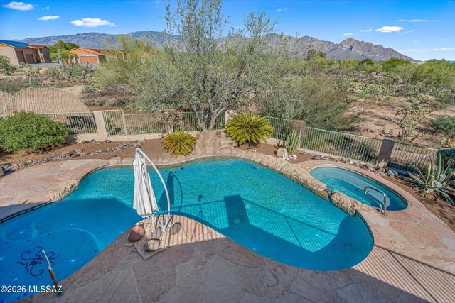 12394 N Camino Del Plata, Tucson, AZ 85755
