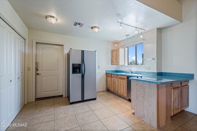 12394 N Camino Del Plata, Tucson, AZ 85755