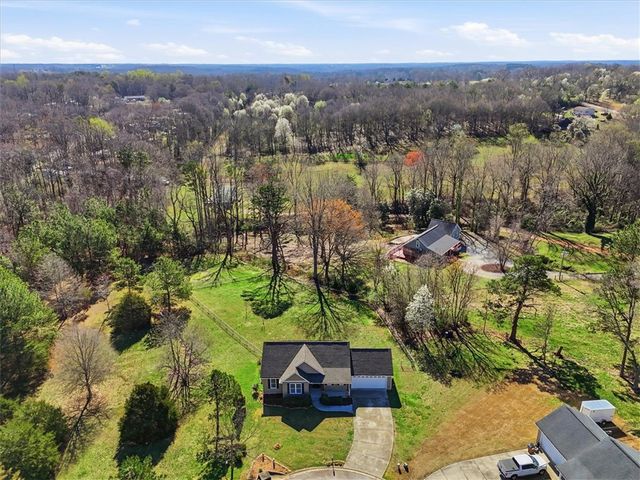 103 Brook Way, Liberty, SC 29657