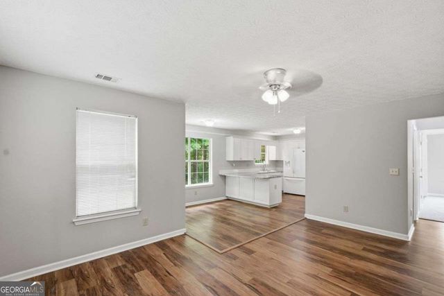 219 Scenic Drive, Mcdonough, GA 30252