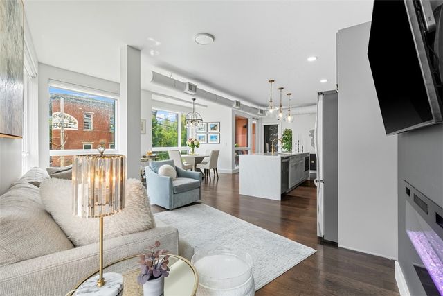 3725 Butler Street 304, Lawrenceville, PA 15201