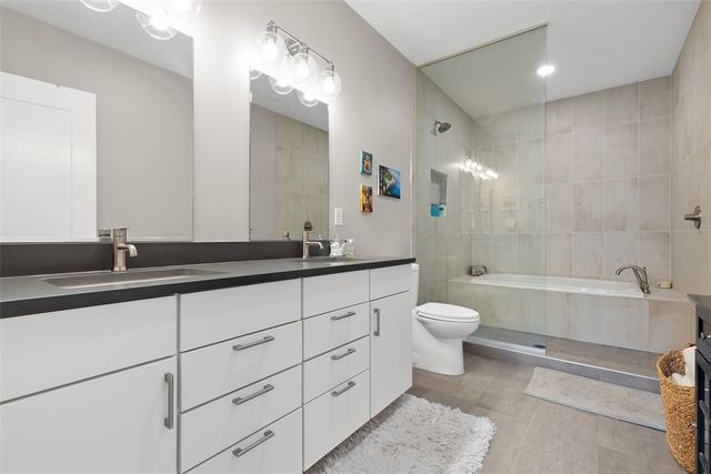 3725 Butler Street 304, Lawrenceville, PA 15201