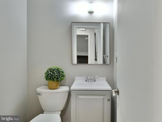 10216 RIDGELINE DR, Montgomery Village, MD 20886