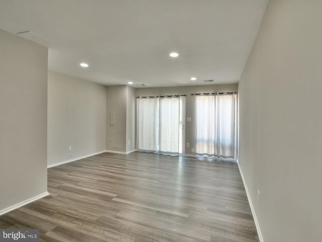 10216 RIDGELINE DR, Montgomery Village, MD 20886