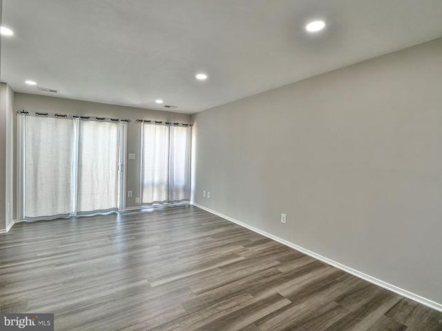 10216 RIDGELINE DR, Montgomery Village, MD 20886