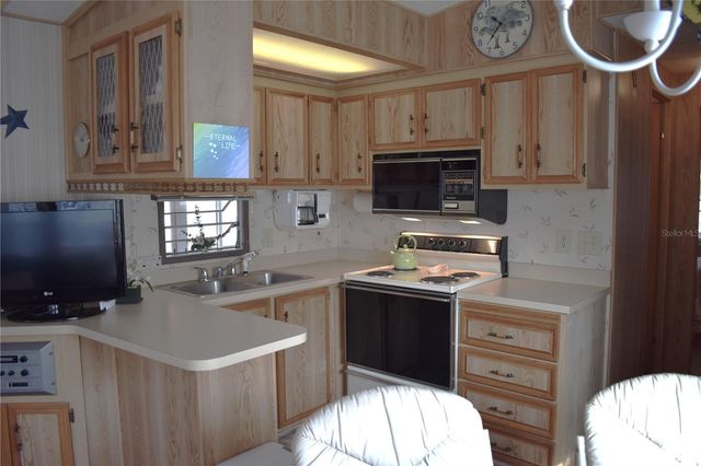 9000 US HIGHWAY 192 766, Clermont, FL 34714