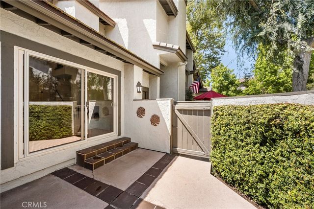 8 Moon Shadow 8, Irvine, CA 92603