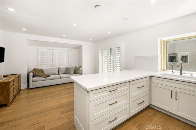 8 Moon Shadow 8, Irvine, CA 92603