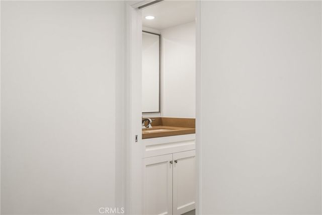 8 Moon Shadow 8, Irvine, CA 92603