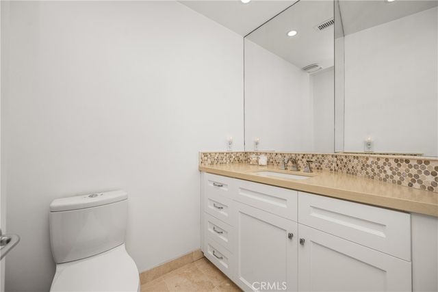 8 Moon Shadow 8, Irvine, CA 92603