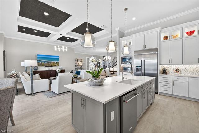 19257 Aqua Shore DR, Fort Myers, FL 33913