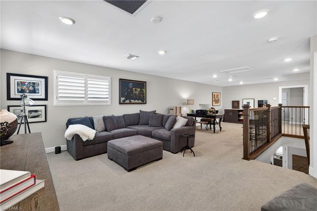 19257 Aqua Shore DR, Fort Myers, FL 33913