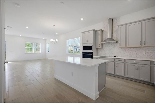 6561 QUEST STREET, St Cloud, FL 34771