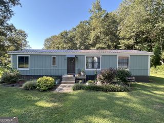 111 Park Street, Maysville, GA 30558