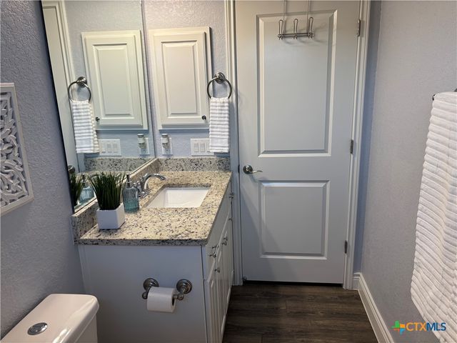 192 Yucca Drive, Canyon Lake, TX 78133