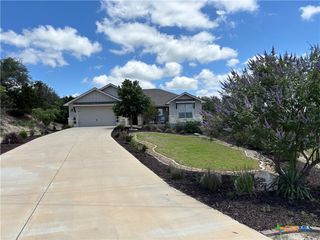 192 Yucca Drive, Canyon Lake, TX 78133