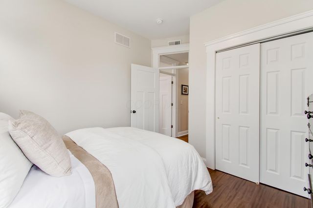 1275 E Long Street, Columbus, OH 43203