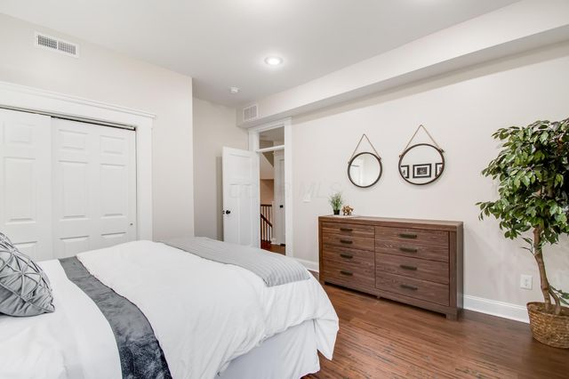 1275 E Long Street, Columbus, OH 43203