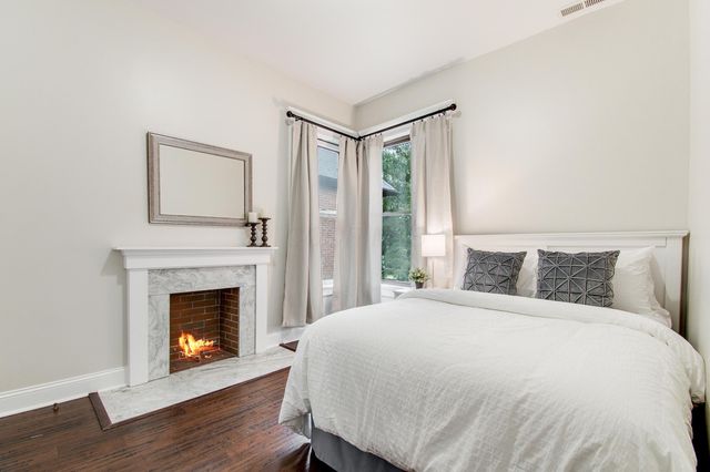 1275 E Long Street, Columbus, OH 43203