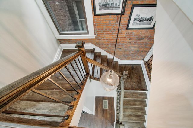 1275 E Long Street, Columbus, OH 43203