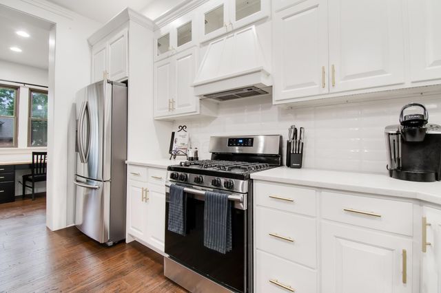 1275 E Long Street, Columbus, OH 43203