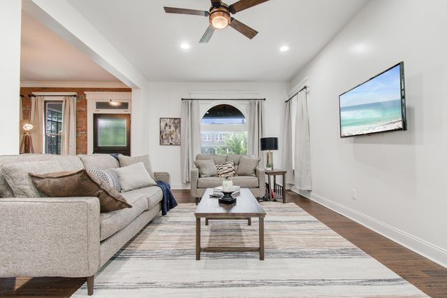 1275 E Long Street, Columbus, OH 43203