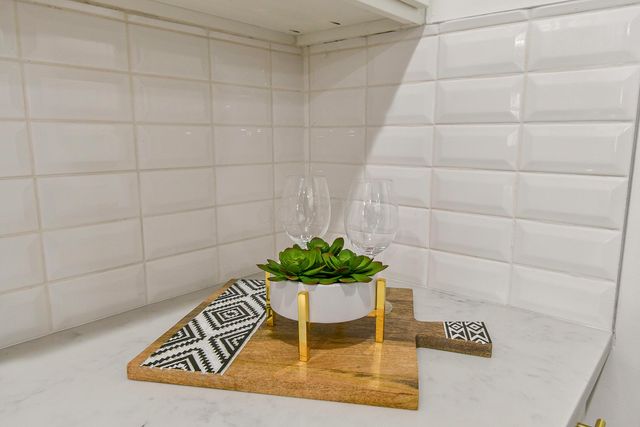 1275 E Long Street, Columbus, OH 43203