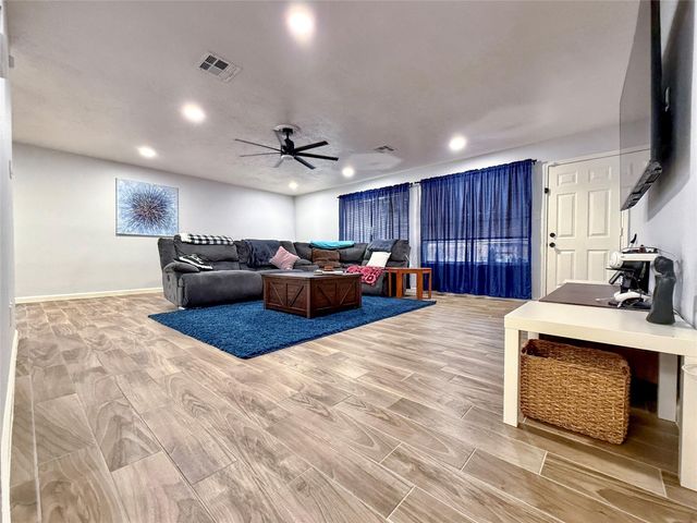 7531 Antoine Drive, Houston, TX 77088