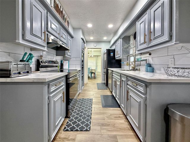 7531 Antoine Drive, Houston, TX 77088