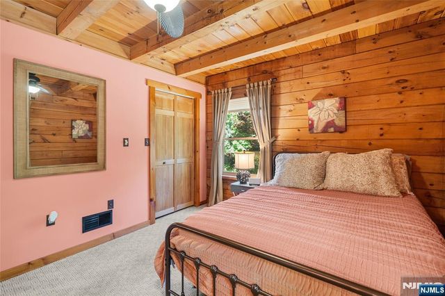 44 Morgan Drive, Sussex, NJ 07461