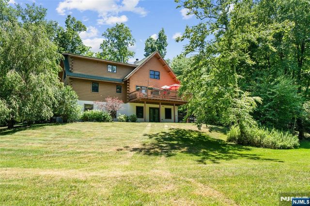 44 Morgan Drive, Sussex, NJ 07461