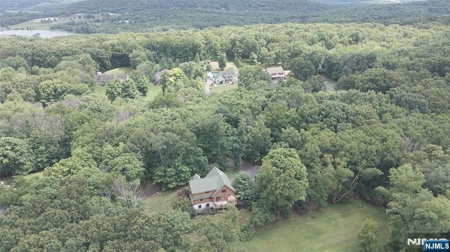 44 Morgan Drive, Sussex, NJ 07461