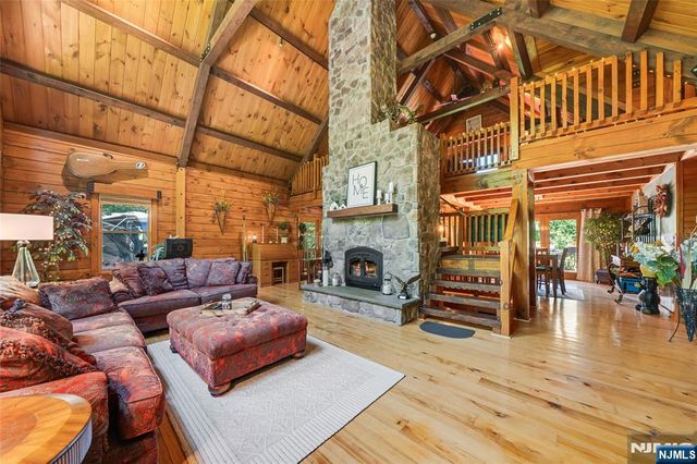 44 Morgan Drive, Sussex, NJ 07461
