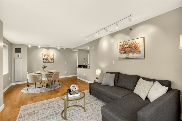 8-12 Museum Way 1902, Cambridge, MA 02141