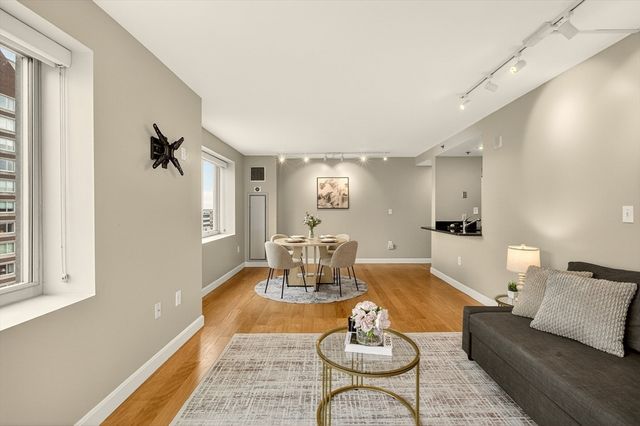 8-12 Museum Way 1902, Cambridge, MA 02141