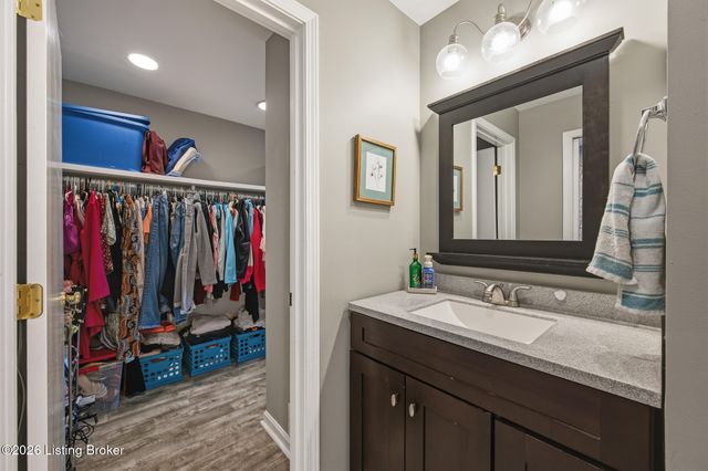 6405 River Rd, Prospect, KY 40059