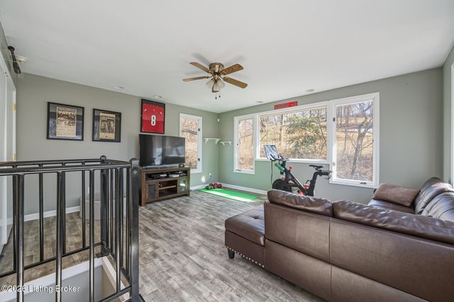 6405 River Rd, Prospect, KY 40059