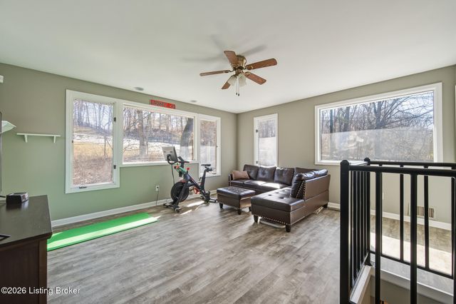 6405 River Rd, Prospect, KY 40059