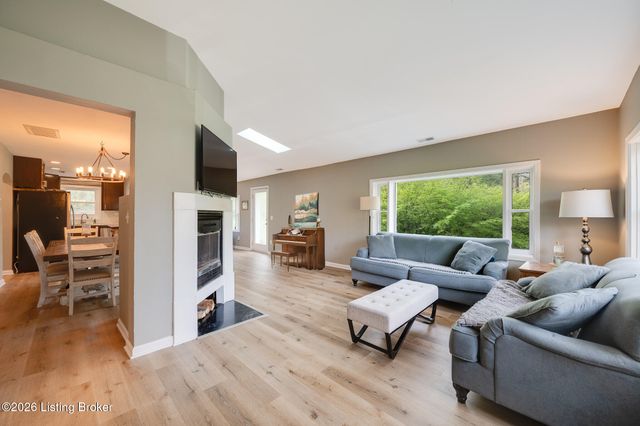 6405 River Rd, Prospect, KY 40059