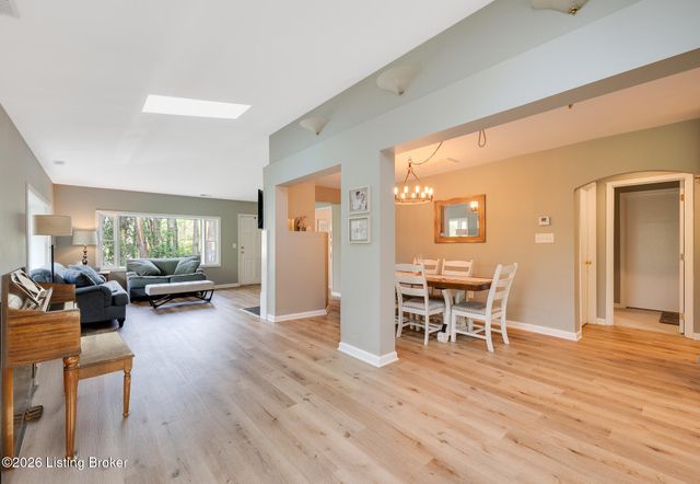 6405 River Rd, Prospect, KY 40059