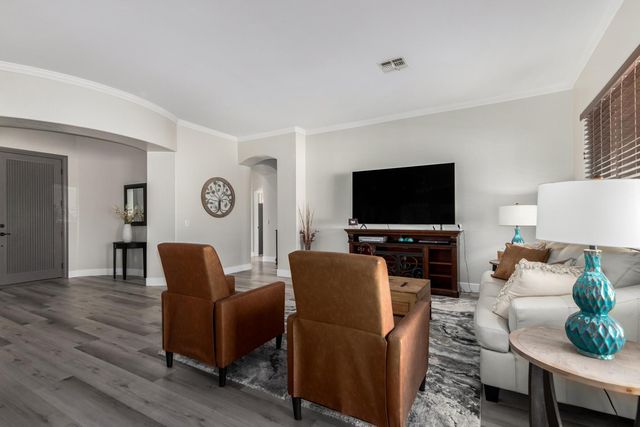 3084 E Capricorn Way, Chandler, AZ 85249