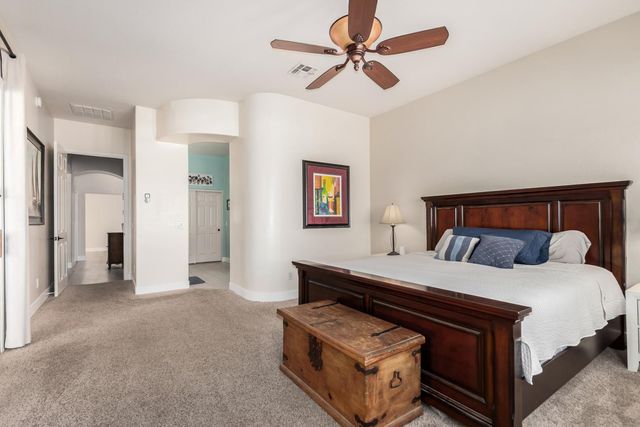 3084 E Capricorn Way, Chandler, AZ 85249