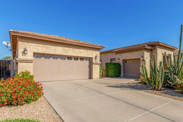 3084 E Capricorn Way, Chandler, AZ 85249