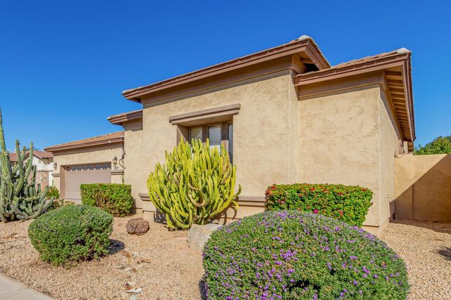 3084 E Capricorn Way, Chandler, AZ 85249