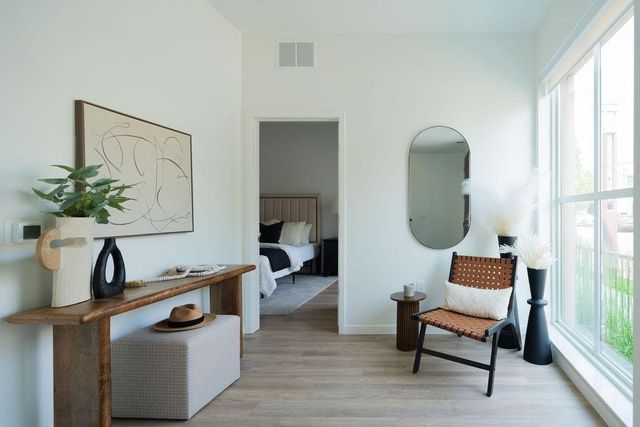 9 West Drive, Excelsior, MN 55331