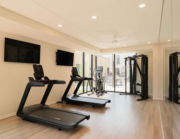 9 West Drive, Excelsior, MN 55331