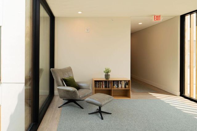 9 West Drive, Excelsior, MN 55331