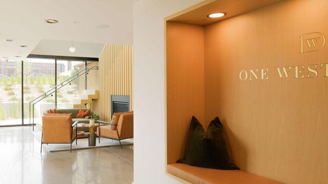 9 West Drive, Excelsior, MN 55331