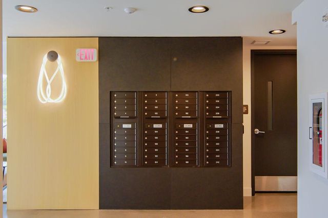 9 West Drive, Excelsior, MN 55331