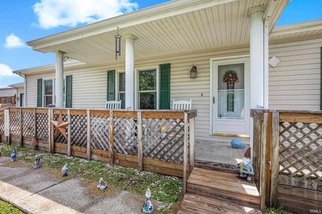855 S 8th Street, Upland, IN 46989